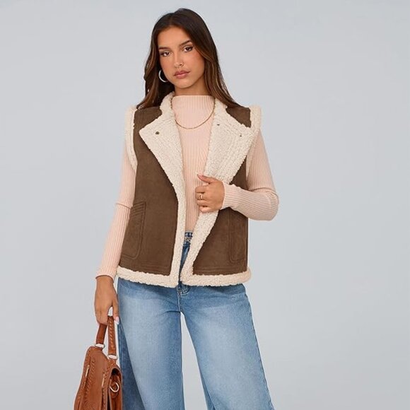 Pretty Garden Jackets & Blazers - NWT! Pretty Garden Faux Suede and Cozy Fleece Sleeveless Vest with Snap Closure